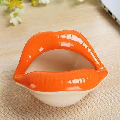 （A SHACK） European Lip Ashtray Personalizedceramic Creative Home Living Roomashtray Hotel Decorations