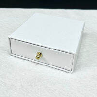 กล่องใส่เครื่องประดับ Jewelry Box (Pin) สีขาว white กล่องของขวัญ กล่องกระดาษ แบบดึงลิ้นชัก มีฟองน้ำด้านใน *มีหลายสีมาก*