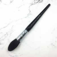 【Howland  Beauty makeup】 No.59แปรงแต่งหน้าแม่นยำระดับมืออาชีพรูปทรงเปลวไฟการแต่งหน้าบลัชแบบพกพา