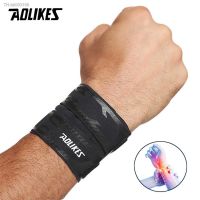 ▥■□ AOLIKES Sports Wrist Compression Wraps Wrist Support Brace Strap for Fitness Weightlifting Basketball Tennis Wrist Pain Relief