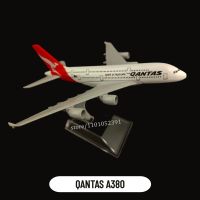 1:400 Metal Aircraft Model Replica, QANTAS A380 Airplane Scale Miniature Art Decoration Diecast Aviation Collectible Toy Gift