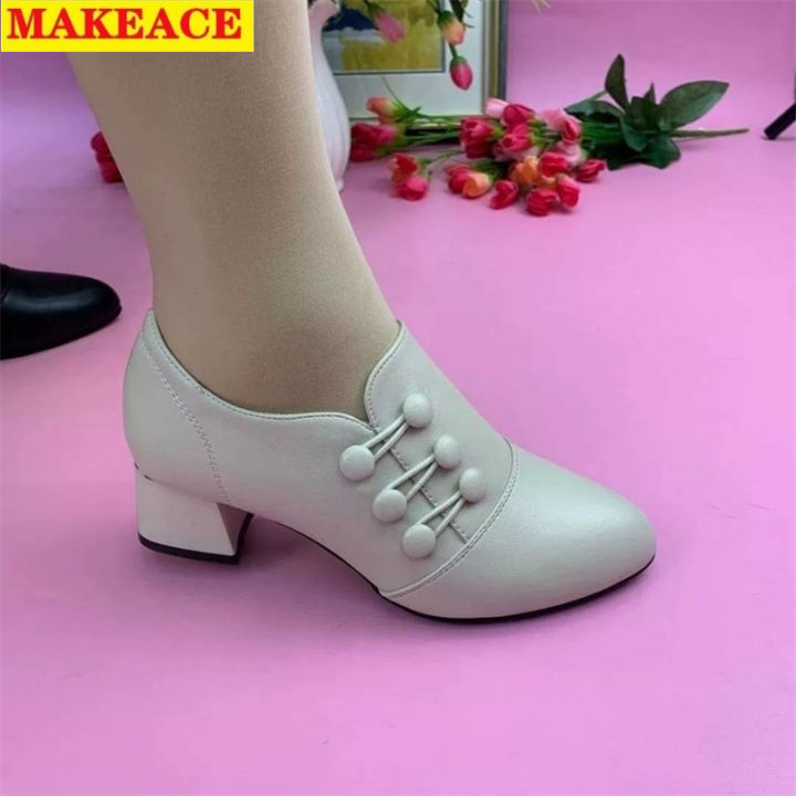 2021womens-shoes-autumn-2021-new-soft-leather-fashion-embossed-double-breasted-platform-women-shoes-mothers-shoes-low-upper-shoes