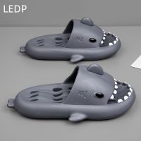 New Slippers for Man Fashion Summer Outdoor Non-slip Casual Lazy Beach Korean Shoes Platform Bathroom House Men Jelly Slippers House Slippers