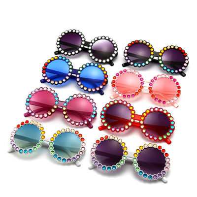 แว่นกันแดดที่ช่วยป้องกันแสง UV สำหรับเด็กแว่นตาแฟชั่นสำหรับเด็กแว่นกันแดดทรงกลมแว่นตา UV400สีสันสดใสแว่นตาพลอยคริสตัล