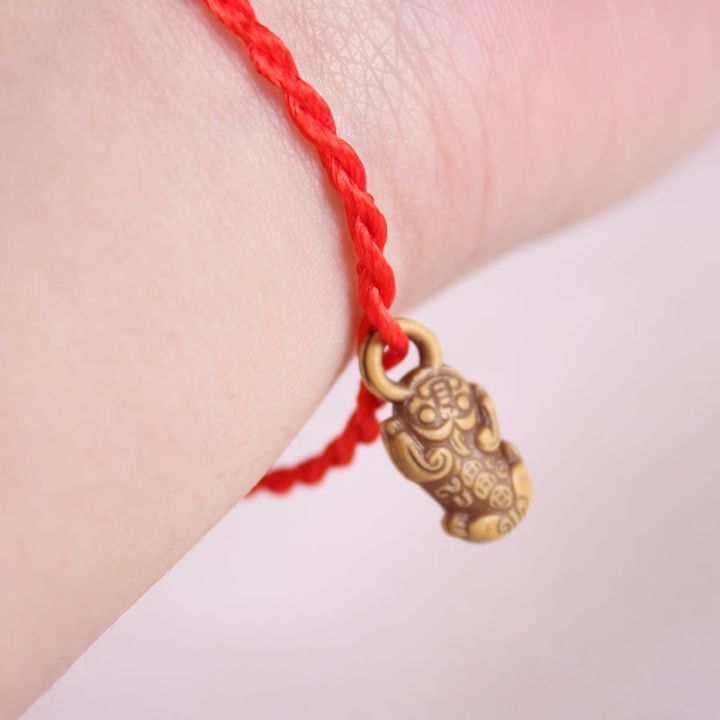 Red String Lucky Bracelet - Mazel.com-vachngandaiphat.com.vn