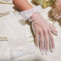 ❍✠ 1 Pair White Bridal Wedding Short Gloves Full Finger Transparent Guantes Mujer Pearl Wrist Length Mittens Party Women Gloves