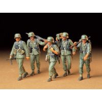 [ชุดโมเดลสเกลประกอบเอง] TAMIYA 35184 1/35 GERMAN MACHINE GUN CREW ON MANEUVER โมเดลทามิย่าแท้ model