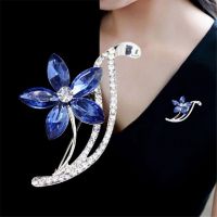 Fashion Rhinestone Flower Brooches For Women Simple Design Jewelry Wedding Pin And Brooch Bijouterie Brooches Gift