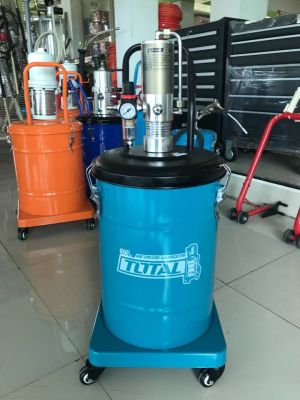 ถังอัดจารบีลม ขนาด 30 ลิตร Air Grease Lubricator TOTAL รุ่น THT 118301