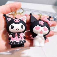 พวงกุญแจรถยนต์น่ารัก Kuromi Sanrio พวงกุญแจการ์ตูนอะนิเมะน่ารักอุปกรณ์เสริมพวงกุญแจกระเป๋าเป้สะพายหลังเด็กหญิงเด็กชายจี้ของขวัญ