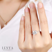 Lenya Jewelry แหวนเพชร DiamondLike เพชรสี่เหลี่ยมบนดีไซน์สุดคลาสสิค บนตัวเรือนเงินแท้ชุบทองคำขาว โดนใจในทุกสถานการณ์