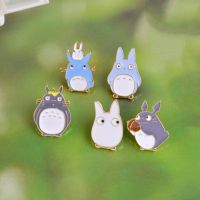 【Fashion house]อะนิเมะดาวน่ารักการ์ตูนเข็มกลัด Totoro เคลือบ Pins แอมป์; เข็มกลัดสำหรับผู้ชายผู้หญิงกระเป๋าเป้สะพายหลังปกป้ายปกเข็มกลัด