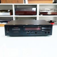 เครื่องเล่น Tape Nakamichi DR-3