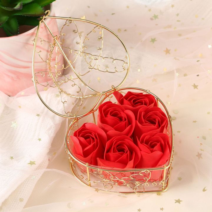 Hộp quà trái tim 6 bông hoa hồng siêu xinh | Lazada.vn
