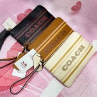 กระเป๋าของมือ coach งานเกรดเอ Size 5.6 cm สินค้าเข้ามาใหม่หนังดี