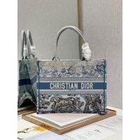 Diontike BOOK TOTE IVIERA BLUE TOILE DE JOUY ถุงเย็บปักถักร้อย1286/1296