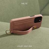 Mp เคสโทรศัพท์ (โค้ด8MUSE65ลด65.-)(14 series)MUSE Hand Strap Card Holder Phone Case PAS Tone เคสสวยๆ ส่งฟรี