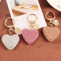 2022 New Full Rhinestone Heart Key Chains Couple Peach Heart Car Keychain Women Handbag Bag Pendant Metal Crystal Keyring Gift Key Chains