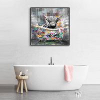 Highland Cow Canvas Art พิมพ์โปสเตอร์ Banksy Graffiti ภาพวาดตกแต่งห้องนั่งเล่นตกแต่งภาพจิตรกรรมฝาผนังสำหรับ Modern Home Wall Decor