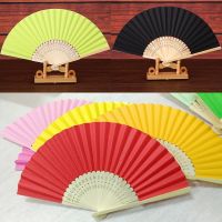 【CW】 New Folding Dance Wedding Gifts for Guests Party Decoration Pocket Gifts Lace SilkHand Held Fan Home Decor Solid Color