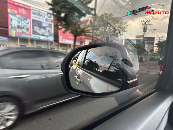 ชุดกระจกช่วยเตือนมุมอับสายตา-blind-spot-monitor-hr-v-2021-2023