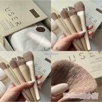 LJ พร้อมส่ง USER ชุดแปรงแต่งหน้า ขนมะพร้าว สีเทา สีแดง เป็นบําบัด