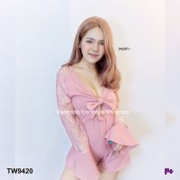 Chompoo Fashions  ชุดจัมพ์สูท JUMPSUIT จั๊มสูทสั้นแขนกระดิ่ง สีชมพู