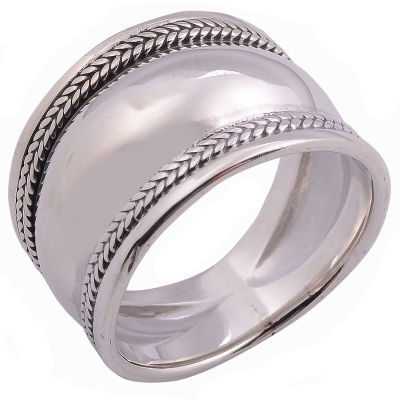 Thai Ring 925 Sterling Silver Size.US 8 9 10 สวยงามแหวนเงิน 925 สเตอรลิง ซิลเวอร