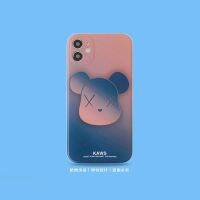 ดูดี กรณี iphoneKAWS apple 14pro max mobile phone case X/XR/XS set 7plus anti-fall 8 all-inclusive 12mini หมีรุนแรง 13