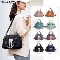 The new 2023 nylon inclined shoulder bag bag female bump color stitching out mobile mummy bag tide restoring ancient ways female bag