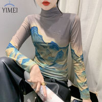 YIMEI เสื้อยืดเสื้อ Batik สำหรับผู้หญิง,ใหม่เสื้อยืดพิมพ์ลายนกกระเรียนสยายปีกตาข่ายคอเสื้อแขนยาวสูง2023ฤดูใบไม้ร่วง