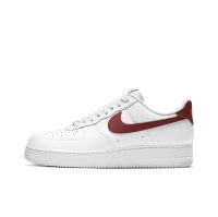 【พร้อมส่งของแท้?/ รุ่นนี่ใส่ตรงไซส NIKE Air Force 1 Low Team Red แฟชั่น รองเท้ากีฬา（สินค้าพร้อมกล่อง อุปกรณ์ครบ จัดส่งฟรี）