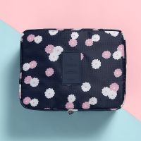 Multifunctional travel storage and washing bag portable portable cosmetic bag printed waterproof storage bag