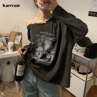 [Lanbo clothing] Karrram เสื้อยืดพิมพ์ลายวินเทจของผู้หญิงเสื้อแนวกรันจ์2021นางฟ้าแขนยาวใหม่ฤดูใบไม้ร่วงเสื้อเกาะอกแนวร็อคเด็กผู้หญิงเสื้อทรงหลวมเสื้อฮาราจูกุ