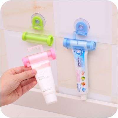 hot【DT】 Plastic Rolling Tube Squeezer Toothpaste Dispenser Sucker Holder Manual Syringe Gun