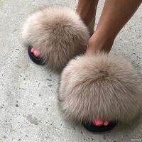 【CC】✒  Fur Slippers Fluffy Ladies Flip Flops Luxury Outdoor Non-Slip Wear-Resistant Flat Sandals