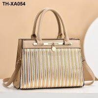 Ms light atmosphere of luxury 2022 new fashion large capacity his mother-in-law bag middle-aged package