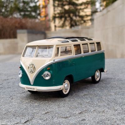 1:24 Volkswagen VW T1 BUS Alloy Cast Toy Car Model Sound And Light Childrens Toy Collectibles Birthday Gift