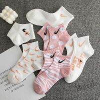 【hot sale】❇ D19 All-match Sweet Cherry Blossom Pink Cotton Socks Ins Tide College Style Sports Ankle Socks