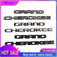 【Big Sale】โลโก้ด้านข้างประตูสำหรับ Jeep GRAND CHEROKEE ที่เชื่อมต่อกันอักษรสติ๊กเกอร์สัญลักษณ์ขอบบังโคลนรถสติกเกอร์ติดกันอักษรสีเทาสีดำ