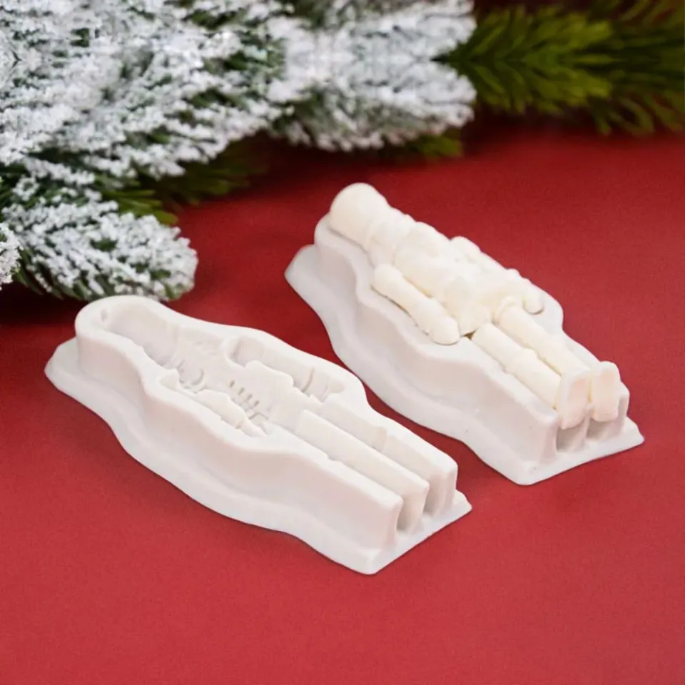 1pcs 3D Nutcracker Soldier Silicone Molds Christmas Cake Decorating Tools  DIY Baking Chocolate Dessert Mold Christmas Decoration