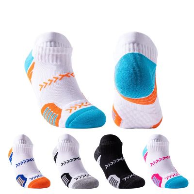 MNO.9 Socks 2028 ถุงเท้ากีฬาชาย นุ่มหนา ข้อสั้น ถุงเท้าฟิดเนส ถุงเท้าบาส