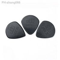 1pcs Nylon Picks Folk Music Electric Wooden Guitar Speed Play Non-Slip Wear-Resistant Sweeping String Shrapnel