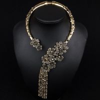 2023 New ZA Vintage Baroque Statement Open Choker Necklace Women Layered Crystal Rhinestone Tassel Large Collar Necklace Jewelry