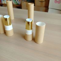 50PCS Semi-Eco Kraft Twist-Up ลิปสติกกระดาษหลอด DIY Lip Balm คอนเทนเนอร์กระดาษแต่งหน้าลิปสติก Tube