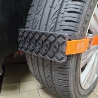 For Snow Mud Ice Car Tire Traction Blocks With Bag Emergency Snow Mud Sand Durable PU Anti-Skid Tire Chain Straps