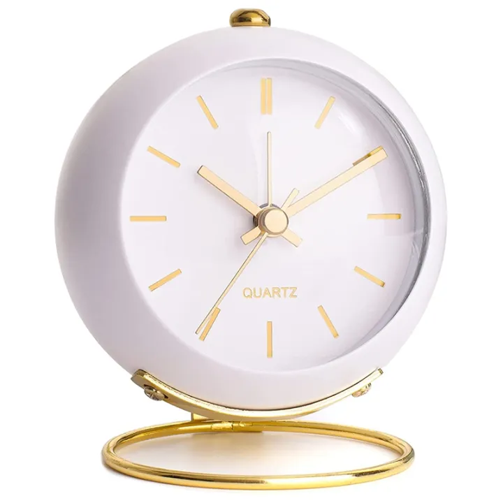 Battery Operated Desk Alarm Clocks with Light,Retro Silent Analogue Small Clock,Table Bedside