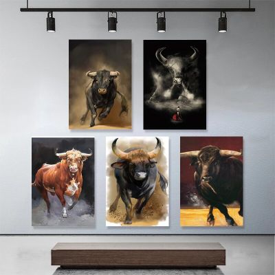 แอบสแทร็กซ์สมัยใหม่รูปสัตว์วิ่ง Bull Matador ภาพวาดติดผนังภาพโปสเตอร์ศิลปะและศิลปะบนผนังสำหรับห้องนั่งเล่นการตกแต่งบ้าน Heyuan ในอนาคต
