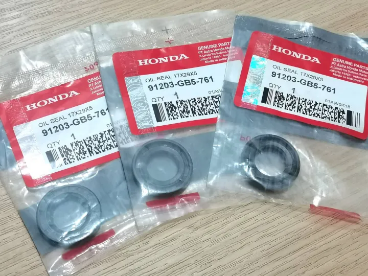Genuine Honda Sprocket Oil Seal 17x29x5 Wave110 CB110 XRM110 91203GB5