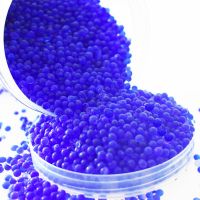 Blue discolored silica gel desiccant 3-5mm transformer machinery and equipment electronic products moisture-proof beads